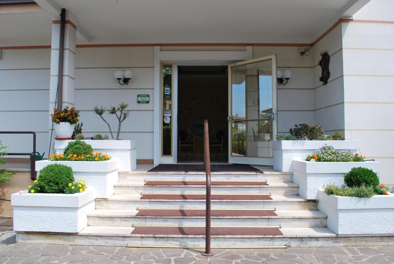 Hotel Alsazia Sirmione Exterior foto