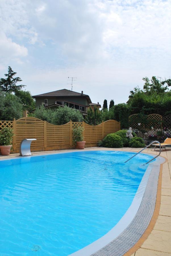 Hotel Alsazia Sirmione Exterior foto