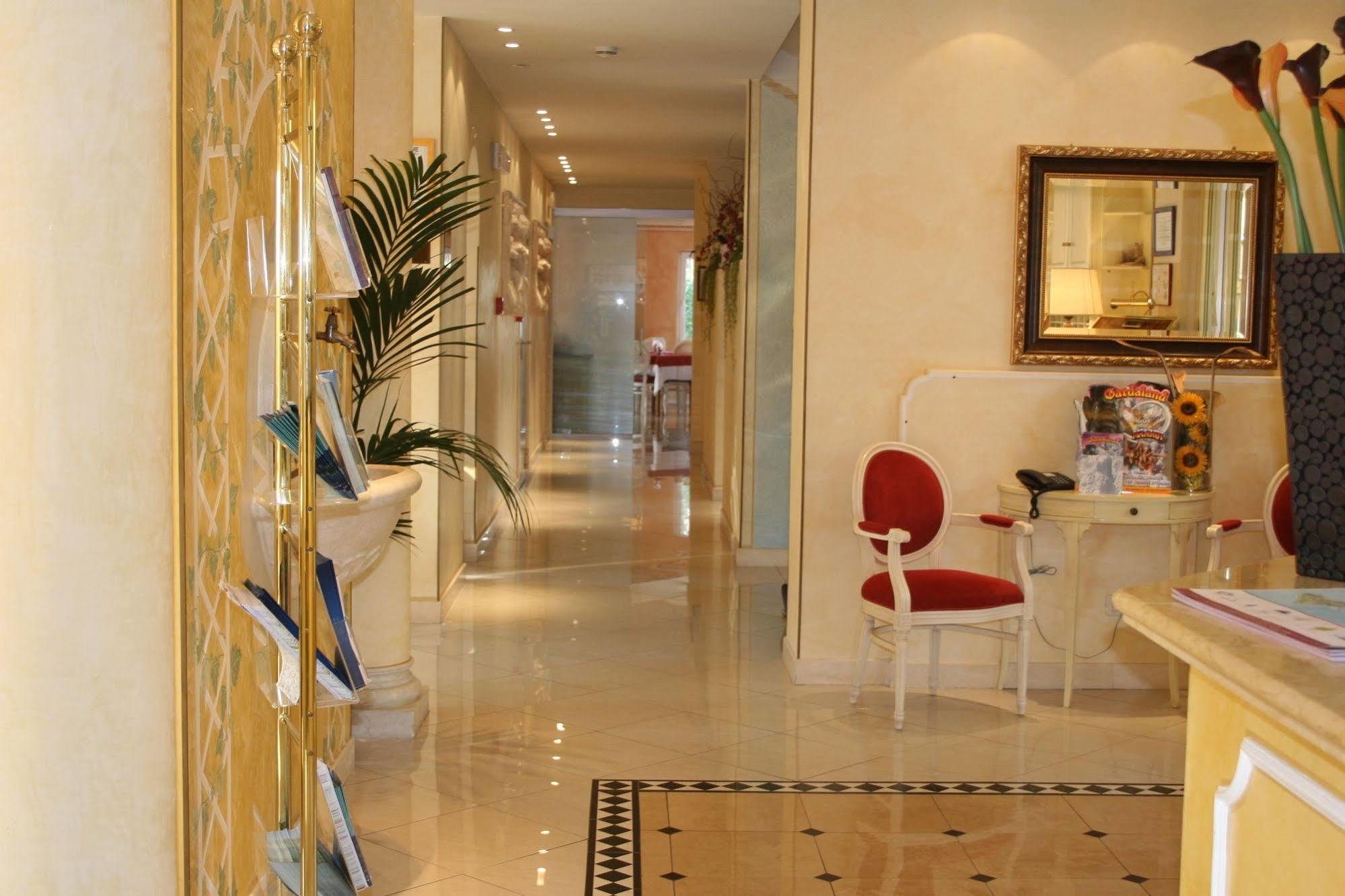 Hotel Alsazia Sirmione Exterior foto