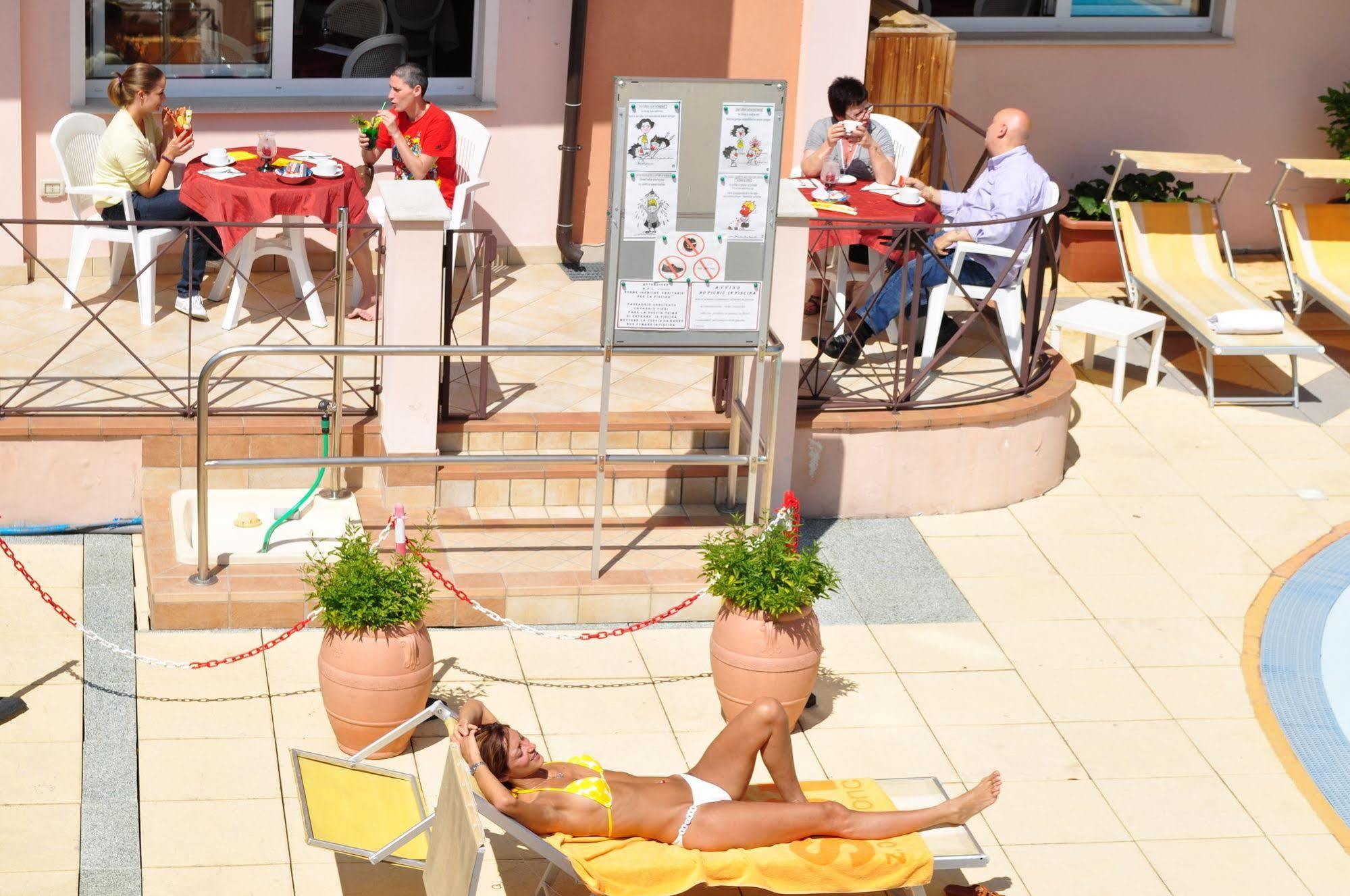 Hotel Alsazia Sirmione Exterior foto